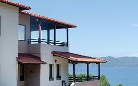 Klisouri Beach Villa